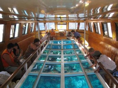 Hurghada: Glass Boat Snorkeling